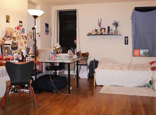 320 W 96th St APT 2C, New York, NY 10025
