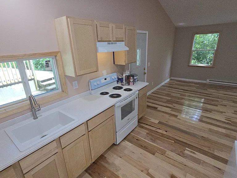 173 Lancaster St — Photo 4