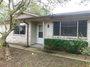 1517 Silverpines Rd, Houston, TX 77062