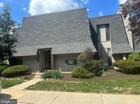 25 S Church Rd