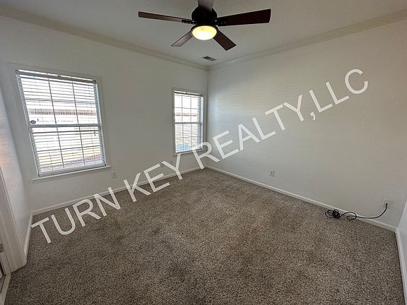 5th image of 264 Springdale Dr