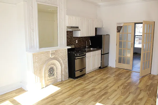 Rented by Luxor Homes & Investment Realty | media 8