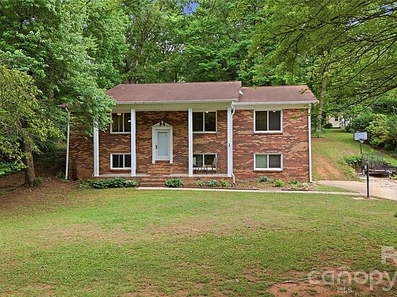 5th image of 1959 Rock Springs Cir