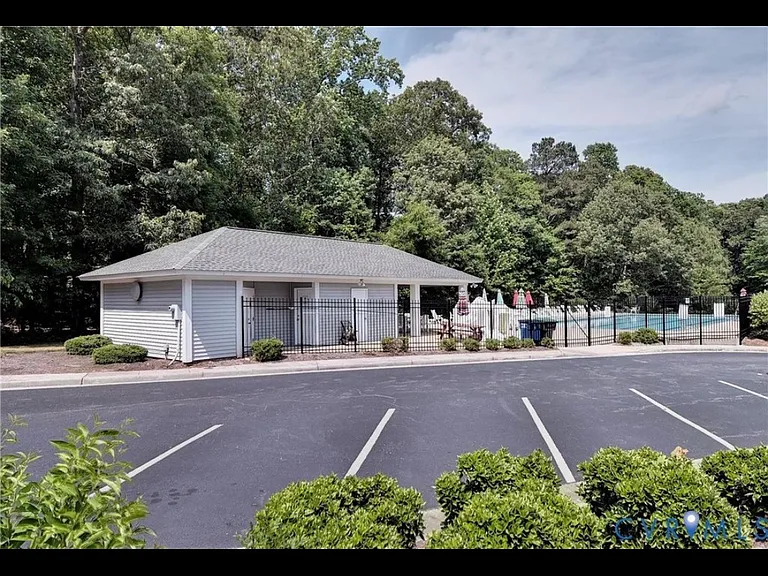 4036 Mill Dam Ct — Photo 22