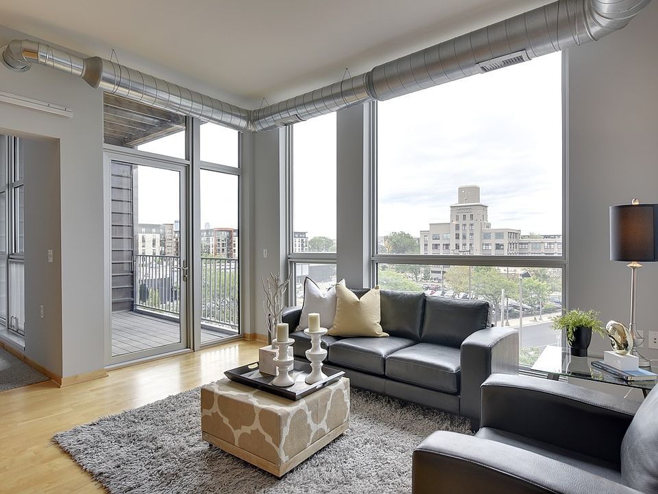 Living Room- Balcony