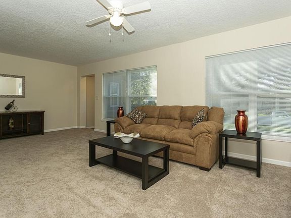 5th image of 5045 Lawnview St