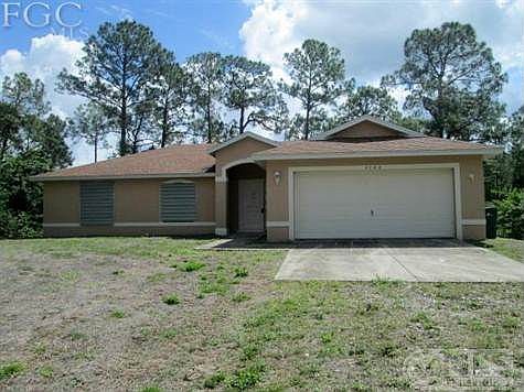 2nd image of 2100 Della Dr