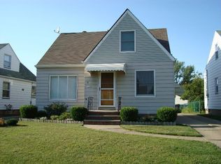 6114 Brownfield Dr, Parma, OH 44129