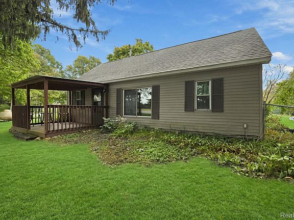 2nd image of 5007 Willard Rd