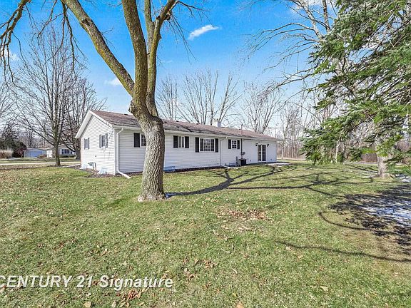 5th image of 3690 Waterloo Dr