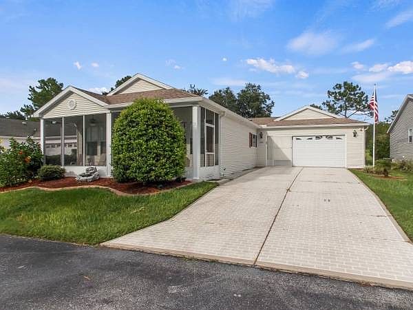 1st image of 9504 Country Club Ln