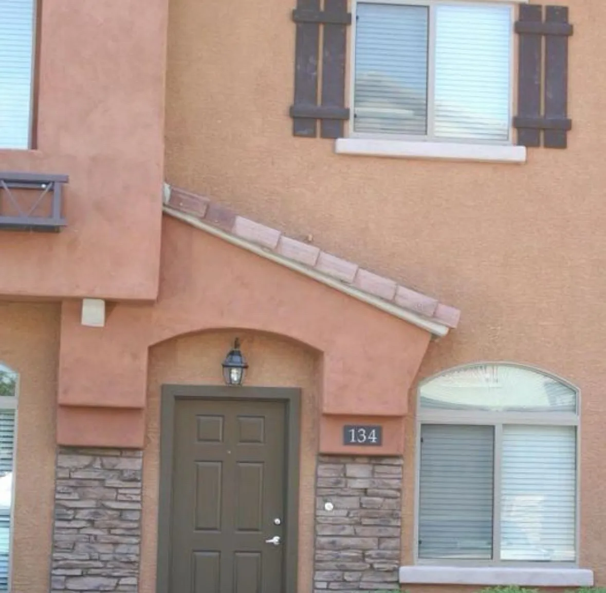 3 bed, 2.5 bath, 1439 sqft, $2,225 — Photo 1