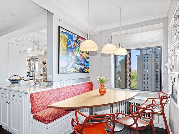 5th image of 9 Prospect Park W APT 11C