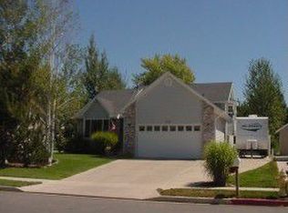 2122 N 950 W, Clinton, UT 84015