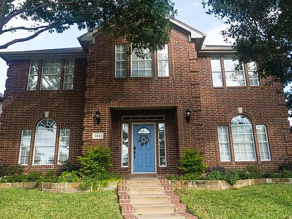 2nd image of 3444 Briargrove Ln