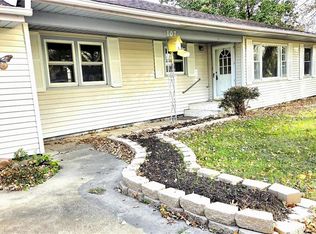 107 W 13th St, Pleasanton, KS 66075