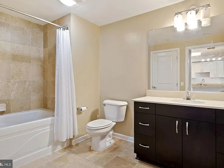 440 L St NW #904 — Photo 15