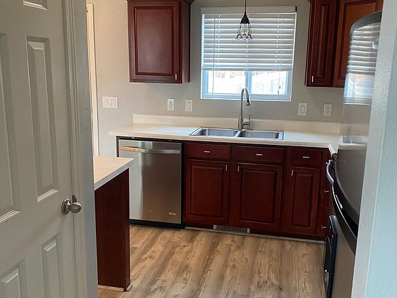 5th image of 7011 N 89th Ave