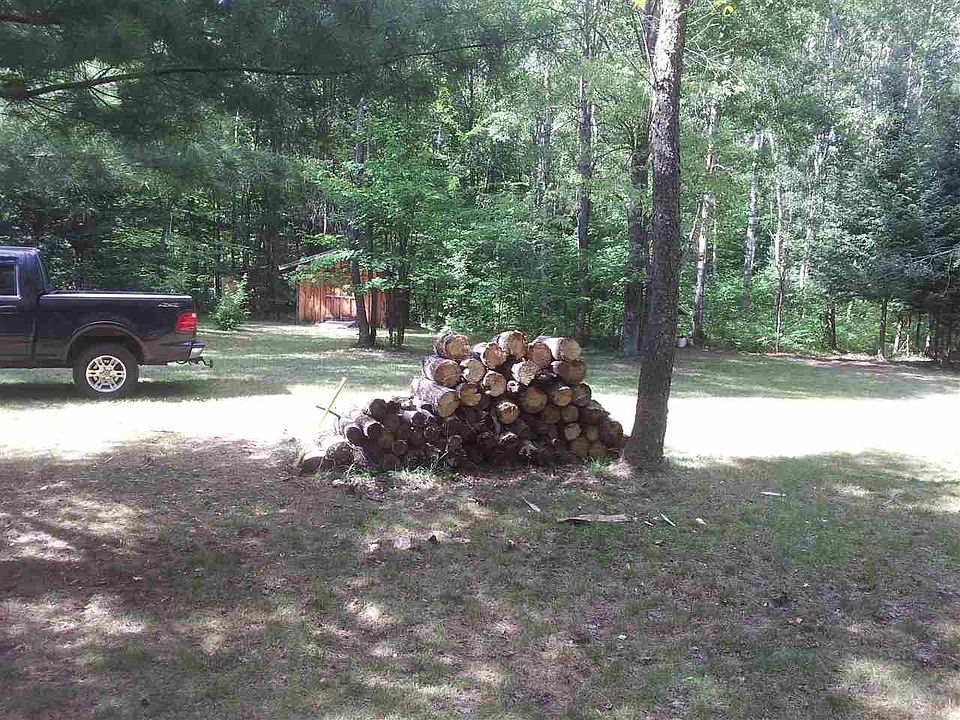 2nd image of 2052 1 Mile Rd