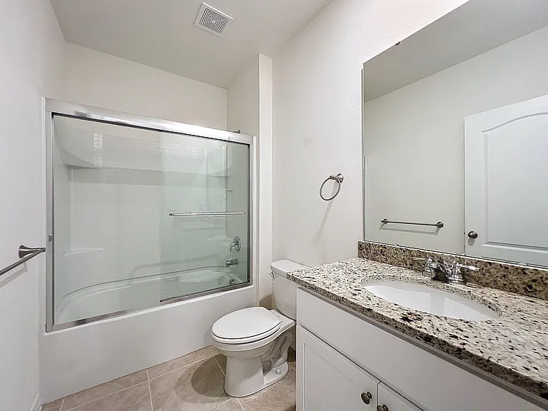 1043 Cascade Dr — Photo 16