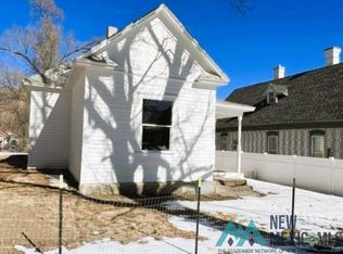 520 Moulton Ave, Raton, NM 87740