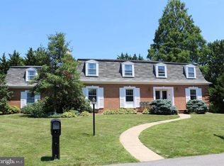 13307 Glendale Dr, Hagerstown, MD 21742