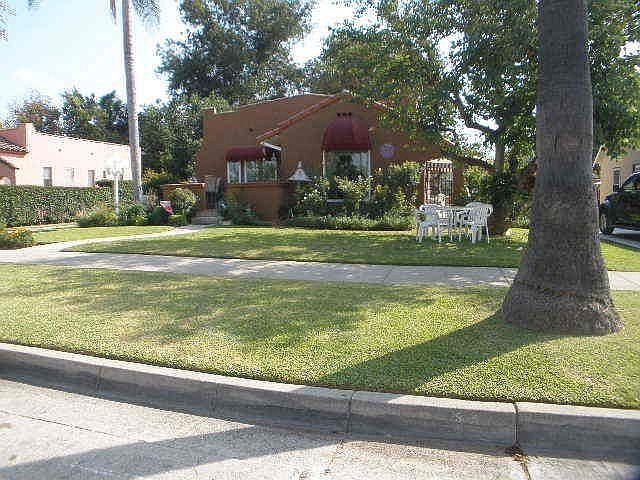 courtesy of Park Place GMAC Real Estate