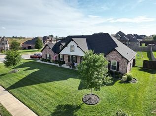 1301 Tuscany Dr, Centerton, AR 72719