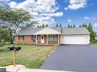 5243 Meadow Ln, Gap, PA 17527