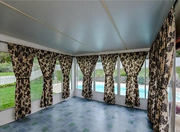 4th image of 9448 Tealridge Dr