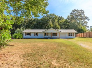 679 Arnold Ln, La Fayette, GA 30728