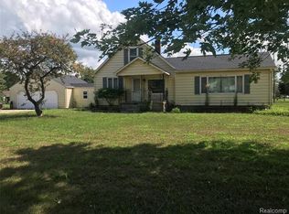1260 Burnside Rd, North Branch, MI 48461