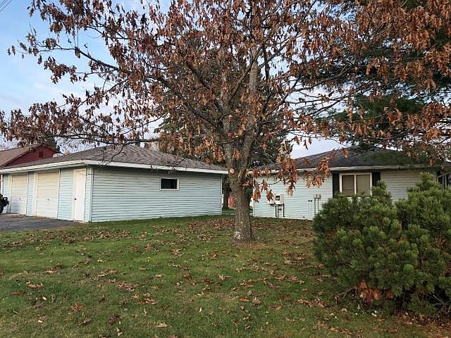 2nd image of 494 Flambeau Ave