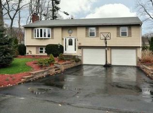 61 Mark Allen Dr, Warwick, RI 02886
