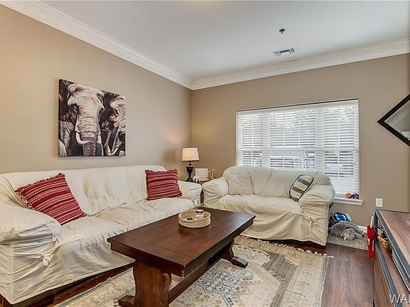3rd image of 303 Helen Keller Blvd APT D143