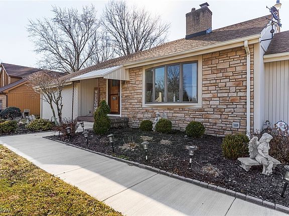 2nd image of 4786 Michigan Blvd