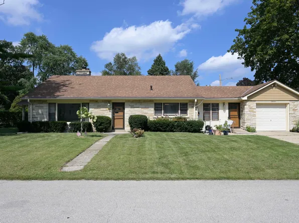 5644 N Paradise Ln, Glendale, WI 53209