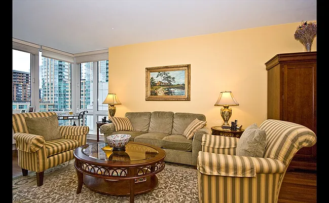 Rented by Douglas Elliman | media 23