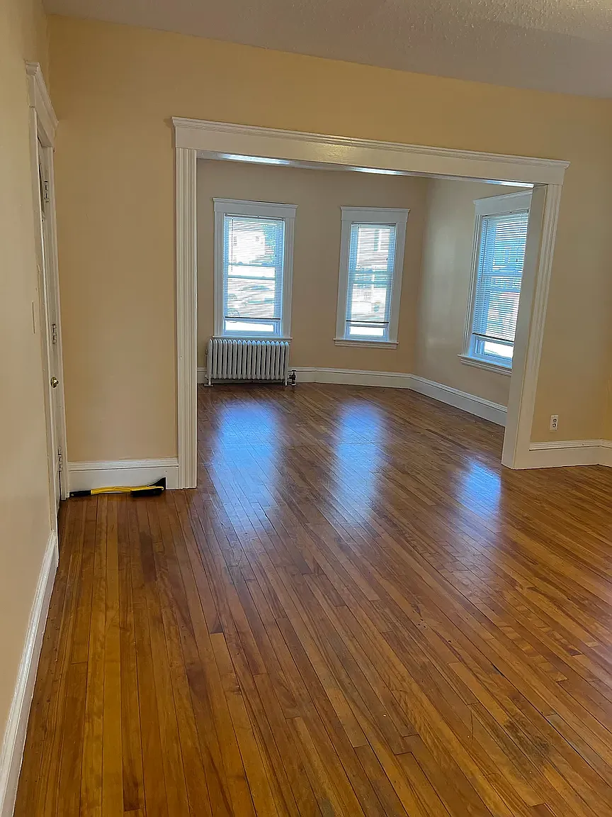 2 bed, 1200 sqft, $1,800 — Photo 4