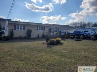 421 Matchaponix Rd, Jamesburg, NJ 08831