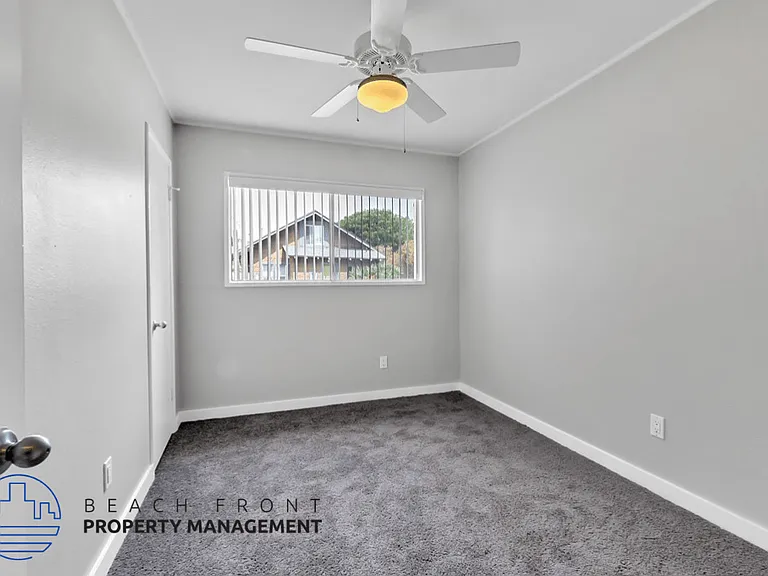 2674 Elden Ave. — Photo 9