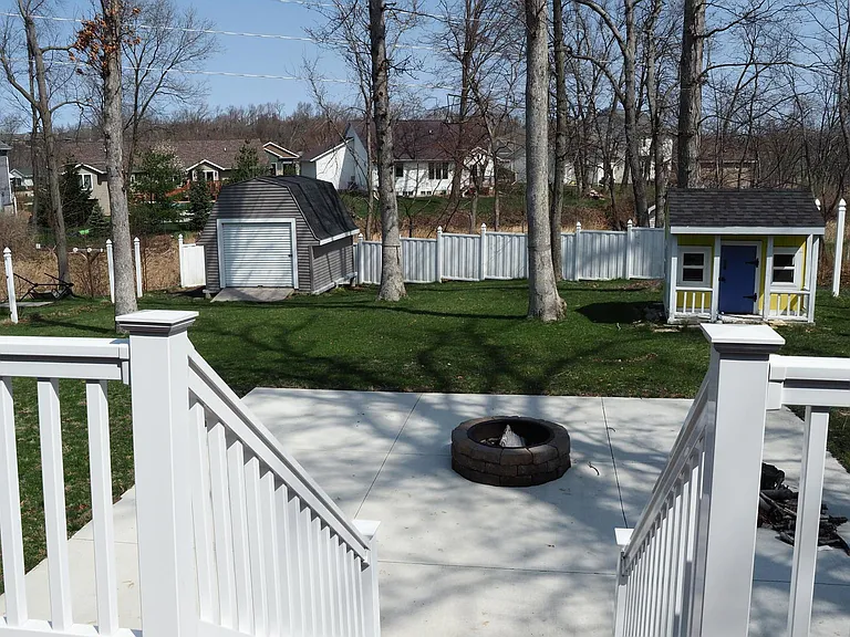 170 Grand Ave — Photo 26
