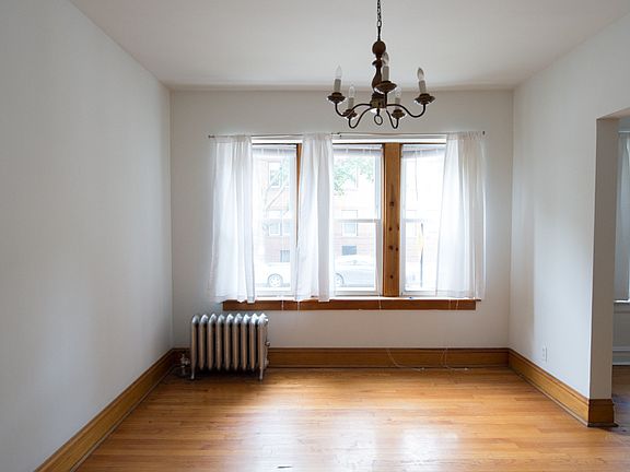 4th image of 4501 N Oakley Ave #2