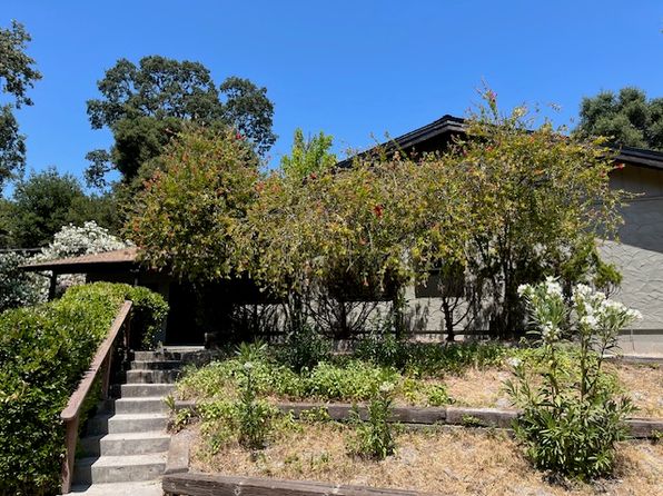5575 Dolores Ave