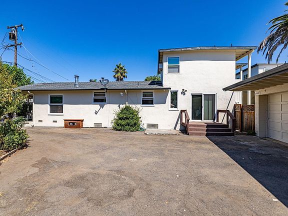 5th image of 18005 - 18009 Poplar Avenue