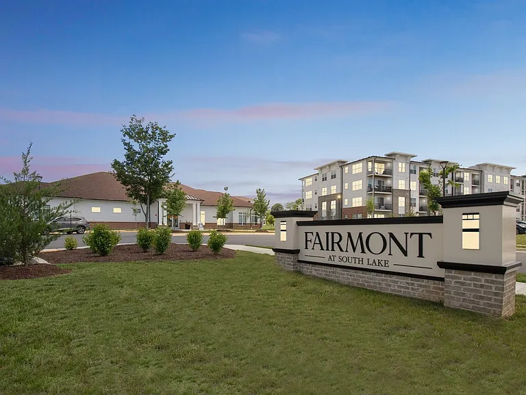 Fairmont at South Lake — Photo 2
