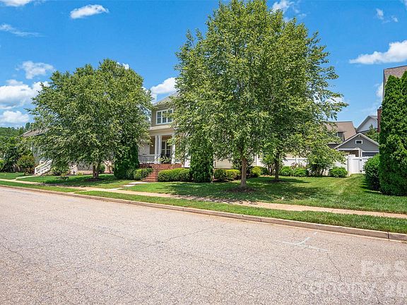 4th image of 4090 Library Ln NW