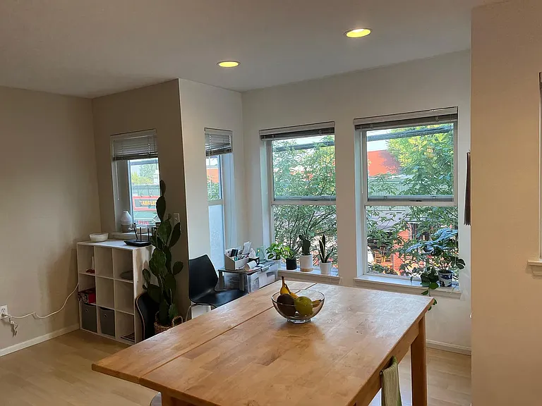 2101 N 55th St #106 — Photo 5