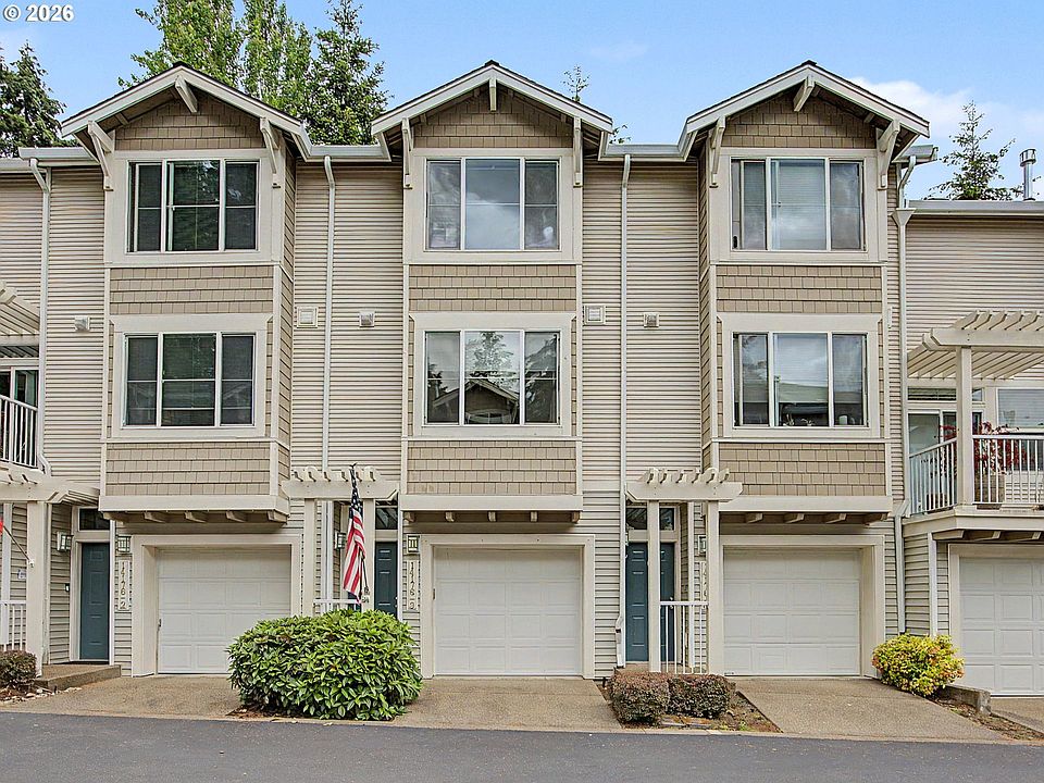 1st image of 14176 SW Barrows Rd Unit 3