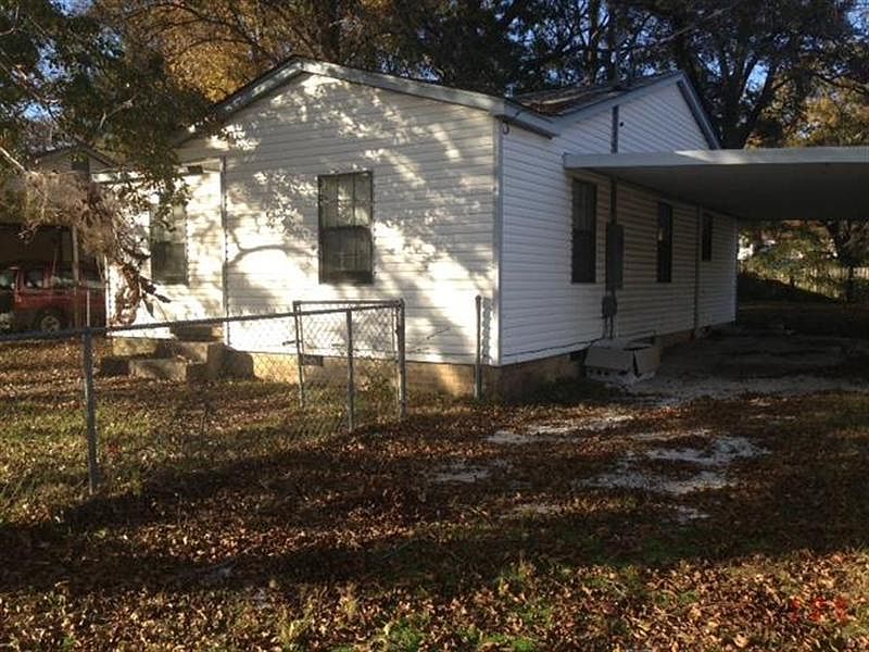 1st image of 1030 McHenry St